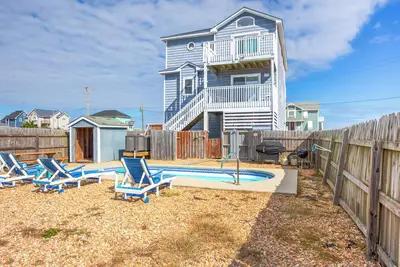 Image de 4006 Park Place * Across Street from Beach