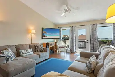 Image de Pet-Friendly Sea Dunes Townhome Near Beach