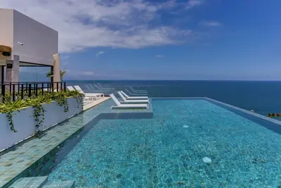 Image de New Nomada Gorgeous Ocean Views