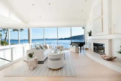Image de Stunning Panoramic views of Sf, Bay\/Gg Bridge, Sausalito, Mt. Tam in Belvedere
