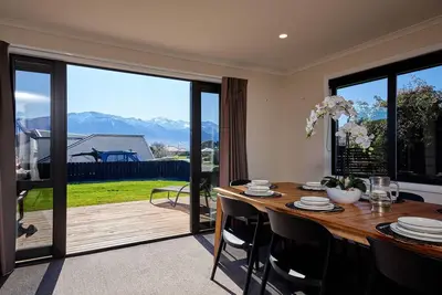 Image de Pukeko Retreat - Everything You Need Is Here In This Fabulous Home