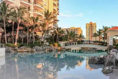 Image de Welcome to your luxurious holiday retreat at the Towers of Chevron Renaissance!