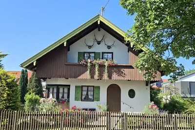 Image de Ferienhaus für 6 Gäste mit 103m² in Weilheim