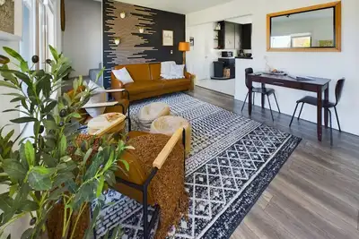 Image de Charming 3br Vintage Cottage in Corvallis - Your Retro Escape Awaits!
