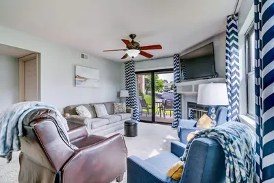 Image de Tranquil 2-Bedroom Pointe Royale Condo