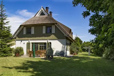 Image de Ein Traum Unter Reet, Ruhig Gelegen, Geräumig, Hochwertig, Großes Grundstück!