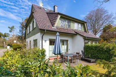 Image de Geräumige Doppelhaushälfte bis 6 Pers. Ruhige, Zentrale Lage, Terrasse, Wlan
