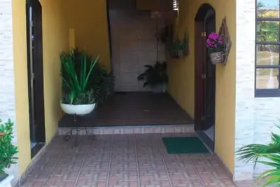 Image de Hospedagem Central - SuĂte 202 - Cabo Frio - Aluguel EconĂ´mico