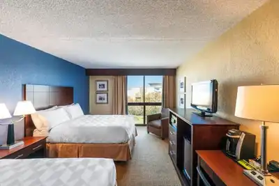 Image de Make travel easy and comfortable at our Room!