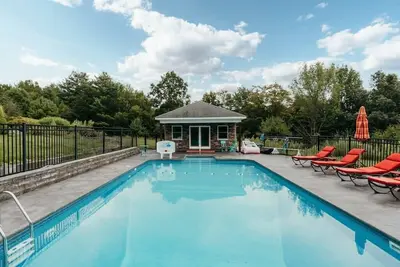 Image de Hidden Ridge: Private Oasis w\/ Pool, Hot Tub+Views