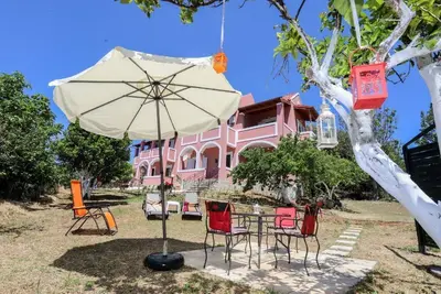 Image de Teo's House with breathtaking view of nature and sea