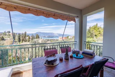 Image de Three bedroom villa with fantastic view