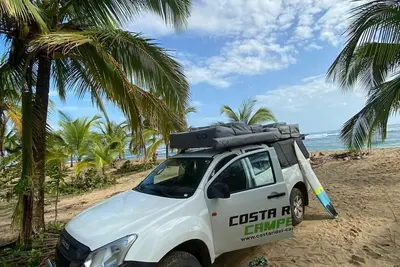 Image de Costa rider campervan family