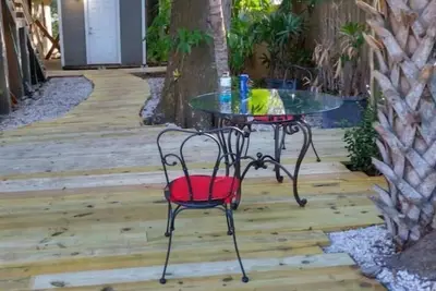 Image de 2br! Cozy -Quaint - Centrally Located!
