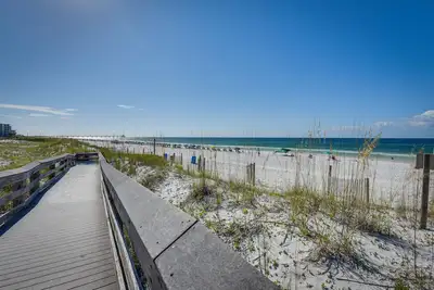 Image de Okaloosa Island Condo Near Boardwalk & Beach!
