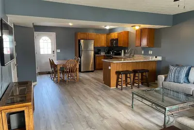 Image de Luxury Townhome #1 - Remodeled Feb 2021