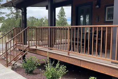 Image de Stylish & Pristine Cabin with Game Room. Near Lake & Rim Activities!