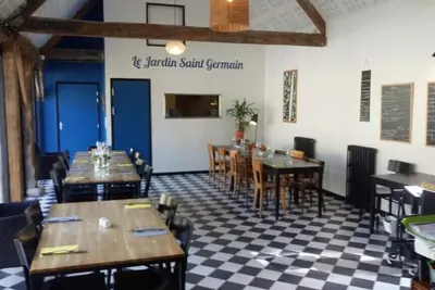 Image de Le Jardin Saint Germain Lodges and Events #9