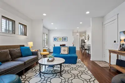Image de Stylish Stay for Families Near Campus