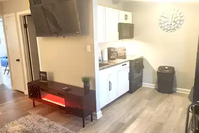 Image de 2 bedroom amazing apartment  7 minutes from shopping Outlet