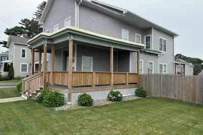 Image de Entire house, 6 Bedroom. Newly remodeled duplex house with Central Air!