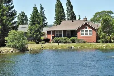 Image de Raspberry Cottage-stunning view of golfcourse