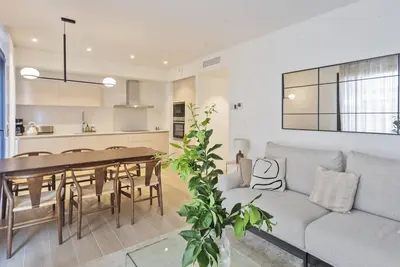 Image de Precioso apartamento con terraza y piscina