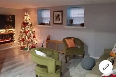 Image de Lovely 2 bedroom unit in private house.