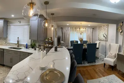 Image de Peaceful and Tranquil Stay at House of Essence Ii, nestled in North Bellmore