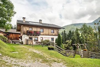 Image de Appartement \"Obertegghof Schartenblick\" avec vue sur les montagnes, terrasse privée et Wi-Fi
