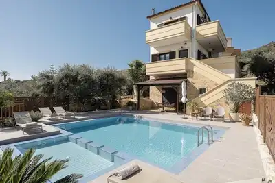 Image de Villa Hibiscus with private pool & bbq