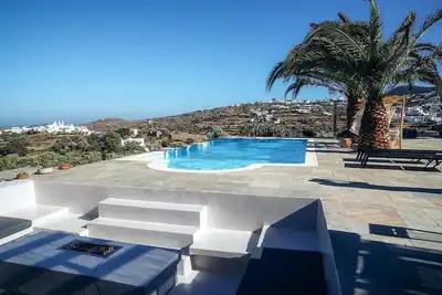 Image de Apollonia Summer Villa - In the center of the island