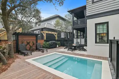Image de Stunning Remodeled Rosemary Beach Luxury Home with/ Private Pool South 30a