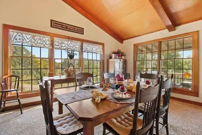 Image de Gorgeous Mountain Cabin in Banner Elk