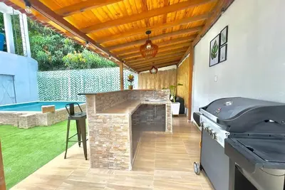 Image de Moderna Casa De Huespedes A 2 Minutos Del Aeropuerto