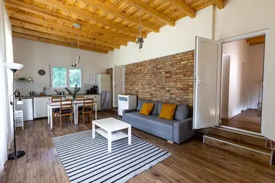 Image de Newly built appartment 3 minutes walk from the beach. 2 bedrooms, all equiped. Cozy