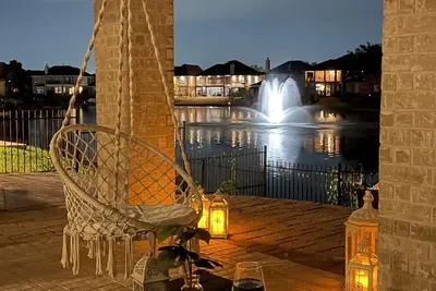 Image de Waterfront King - Sleeps 10, Media Room, Deck on Water, Fishing & Kayaking