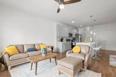 Image de Spacious Plaza 2bed Apartment