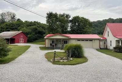 Image de Love's Touch at R Applegate Family Farm
