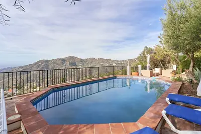 Image de Maison de vacances 'Casa Oliana' avec vue sur la mer, piscine, jardin et Wi-Fi