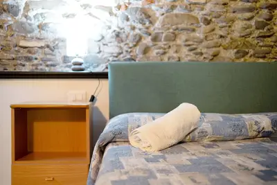 Image de Appartement 'Dipinti, Borgo Dei Pescatori' avec Wi-Fi et climatisation