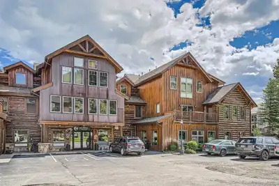 Image de Mount Victoria Lodge - Luxury near Frisco's Main Street! !