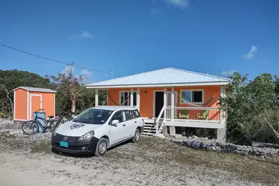 Image de Secluded with sea view, close to anything and away from everything!