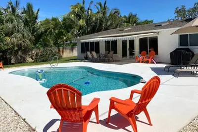Image de Fl Tropical Oasis w\/Heated Pool-Large 4\/2-Near Beach\/Downtown-Lots of Games-Pets