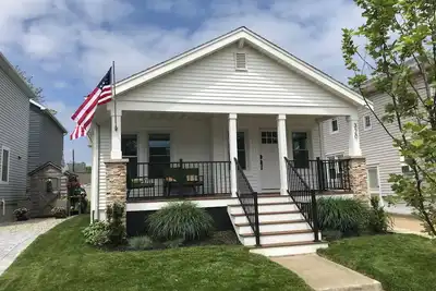 Image de Where Your Family Will Hate You For Making Them Leave