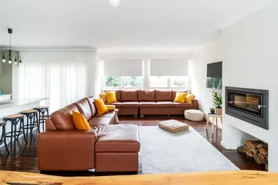 Image de Shalimahs Secret-Beautifully Designed Luxe Cottage *10min to Hv Gardens
