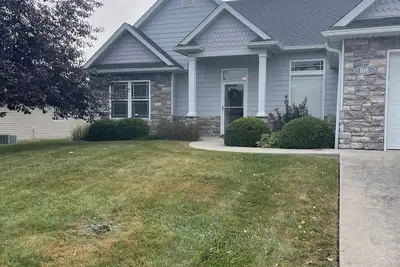 Image de 3 Bedroom 2 bath house in quiet neighborhood. Close to Mizzou stadium.