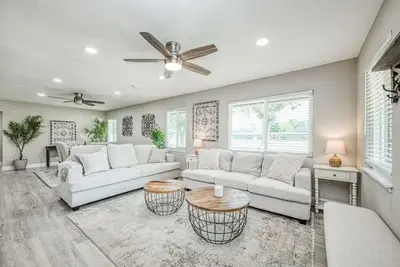 Image de Fun City Haven Spacious Retreat in Fresno