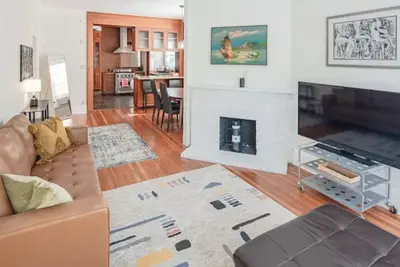 Image de Charmante maison de 3 chambres - Au cœur de Seattle