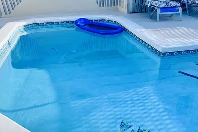 Image de Large Condo on Cable Beach  tourist strip - unit 3